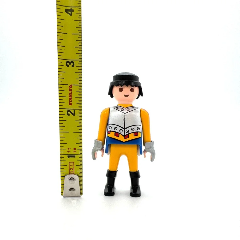 Vintage 1993 Playmobil Conquistador Knight Action Figure Yellow Blue
